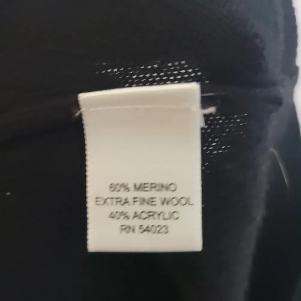 Banana Republic Size	M Merino Wool Blend Half Zip Button Collar Pullover Sweater